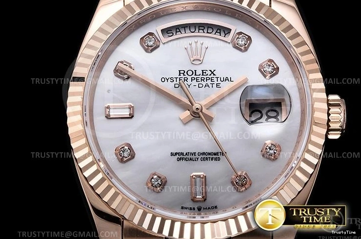 1119 RDD0223A – DayDate 36mm Packable 702